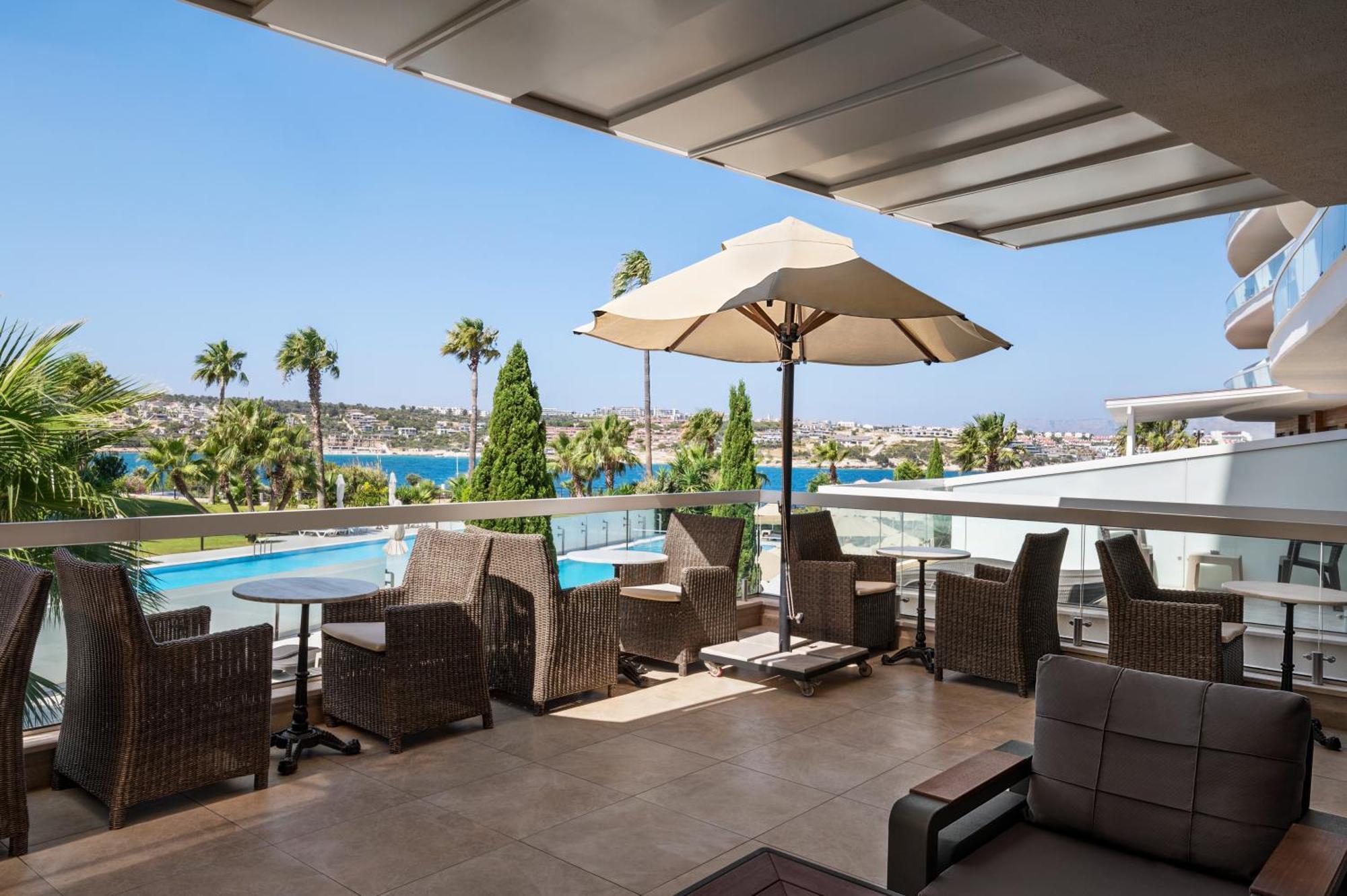 Hotel La Quinta By Wyndham Cesme Izmir Zewnętrze zdjęcie