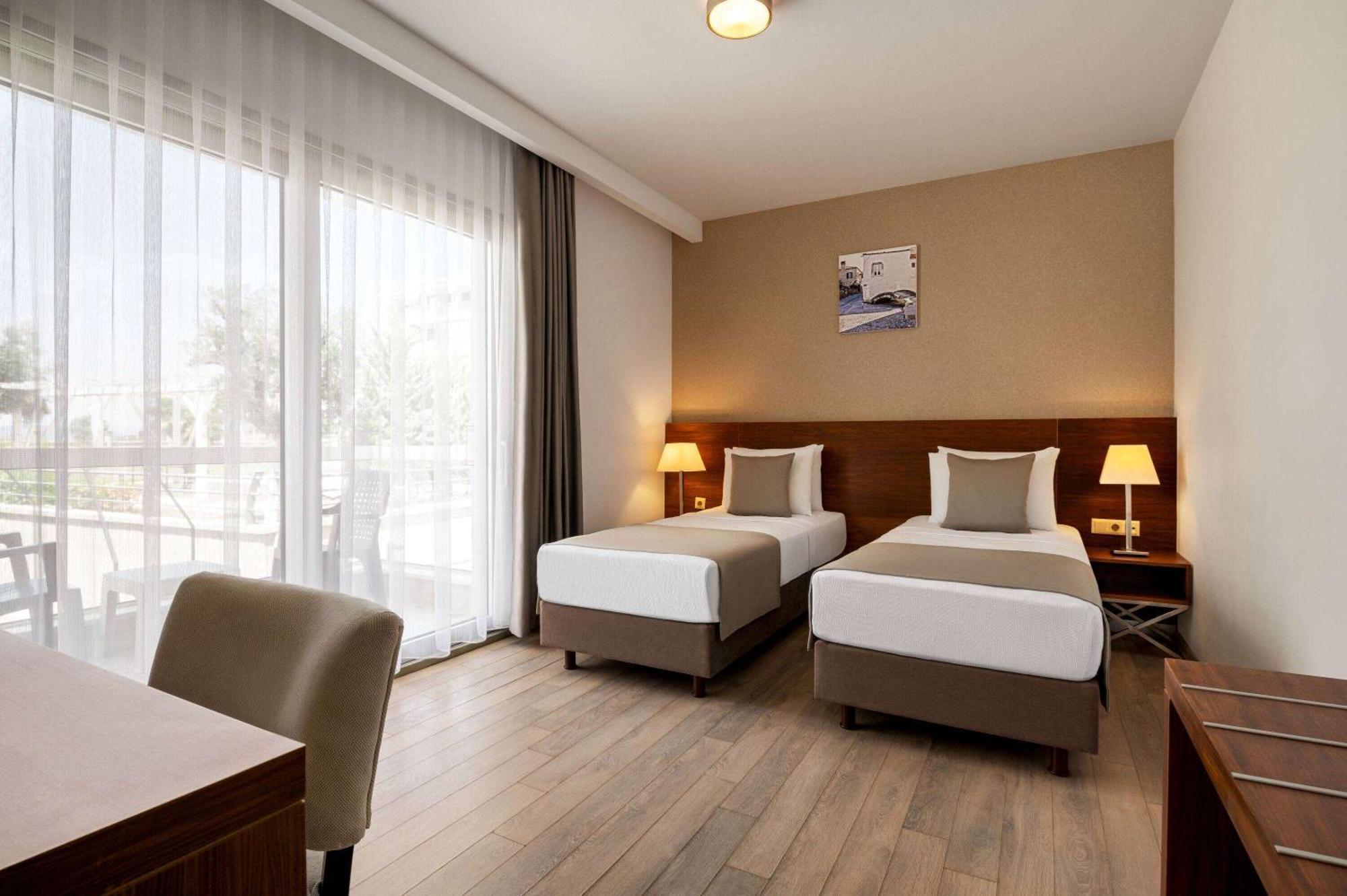 Hotel La Quinta By Wyndham Cesme Izmir Zewnętrze zdjęcie